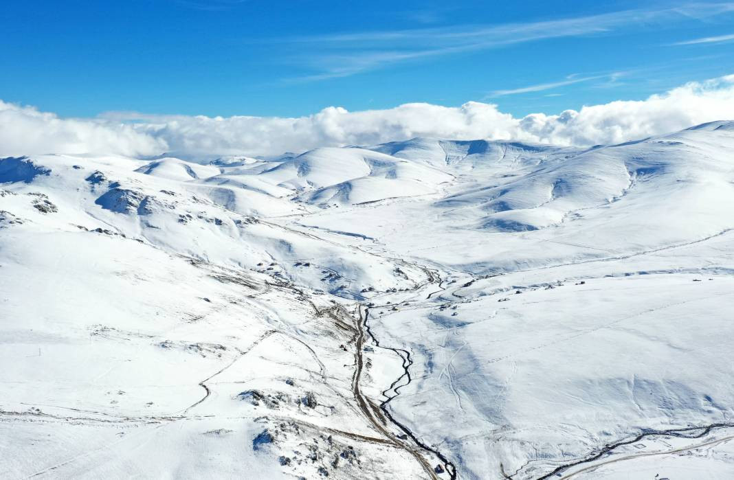 Trabzon'un yüksek kesimleri beyaz örtüyle kaplandı - Resim: 10